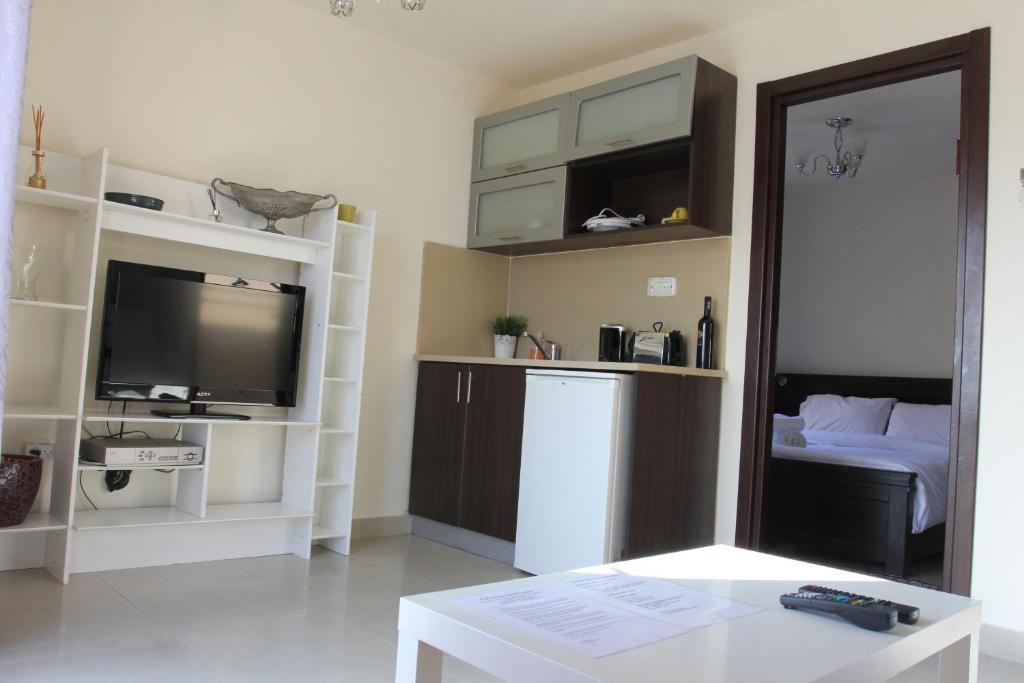 Allenby Bauhaus Apartments Tel Aviv Room photo