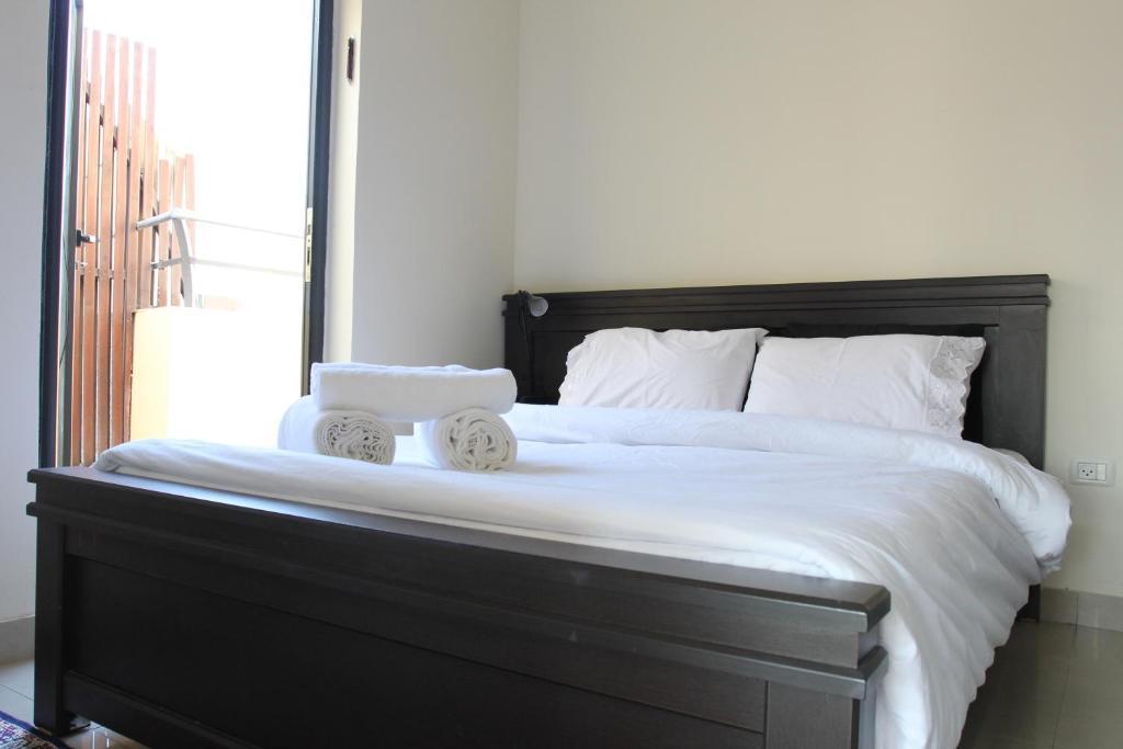 Allenby Bauhaus Apartments Tel Aviv Room photo